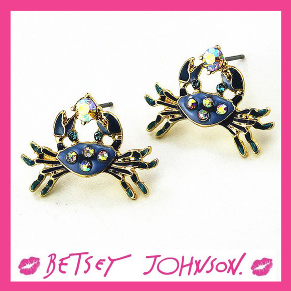 🌷3 for $20! Betsey Johnson Crab Stud Earrings - Picture 2 of 5